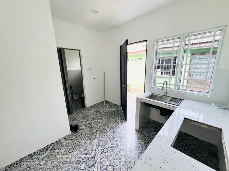 2-storey Terraced House for Sale in Taman Sri Tanjung (Semenyih) - Ahmad Fadlee - PropertyGuru.com.my