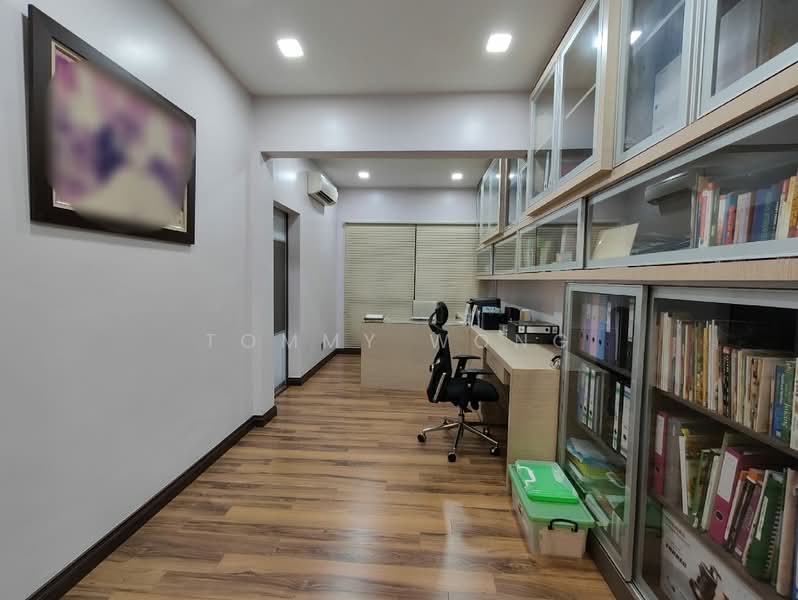 Bukit Sungai Long 1 untuk Untuk Dijual - RM 2,200,000, Mac 2026 - Study - PropertyGuru.com.my