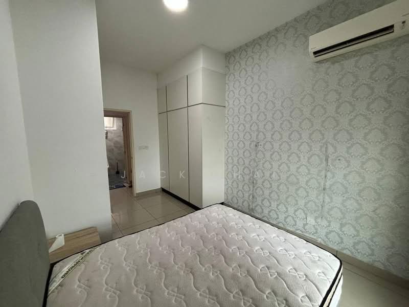 Service Residence for Sale at Pinnacle Tower - Jack Chai - Bedroom - PropertyGuru.com.my