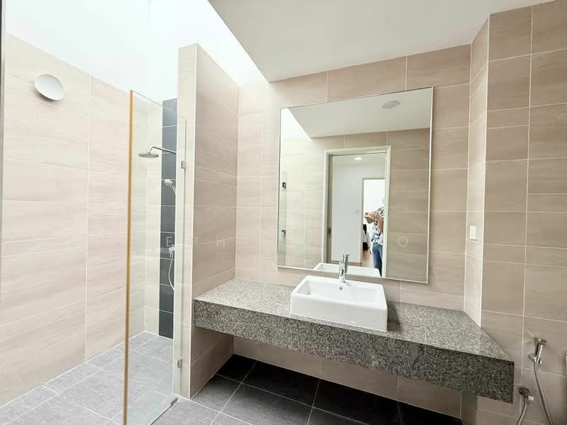 Condominium for Sale at Residensi Ledang - Zephyr Khoo - Bathroom - PropertyGuru.com.my