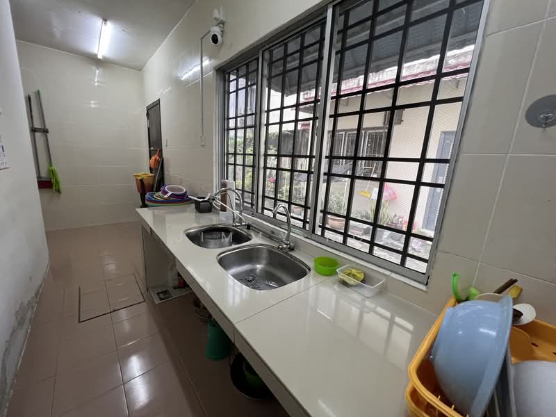 Rumah Teres 2 Tingkat untuk Dijual di Bandar Mahkota Cheras (Cheras) - Jimmy Ng - Kitchen - PropertyGuru.com.my