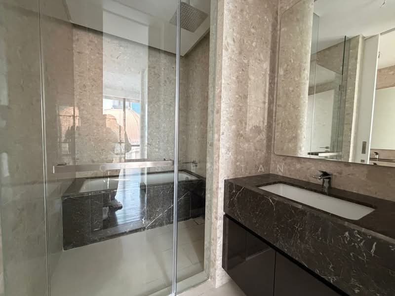 Service Residence for Sale at Windsor Suites @ Pavilion Damansara Heights - Chester Tan - Bathroom - PropertyGuru.com.my