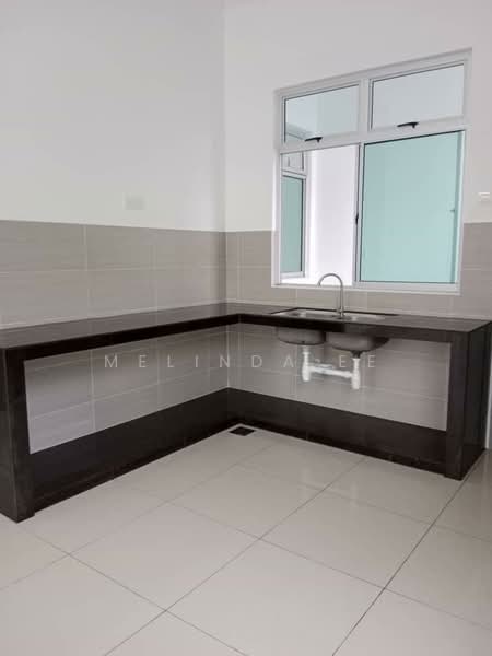 Cluster House for Sale in Iskandar Puteri (Nusajaya) (Johor) - Melinda Ee - Kitchen - PropertyGuru.com.my