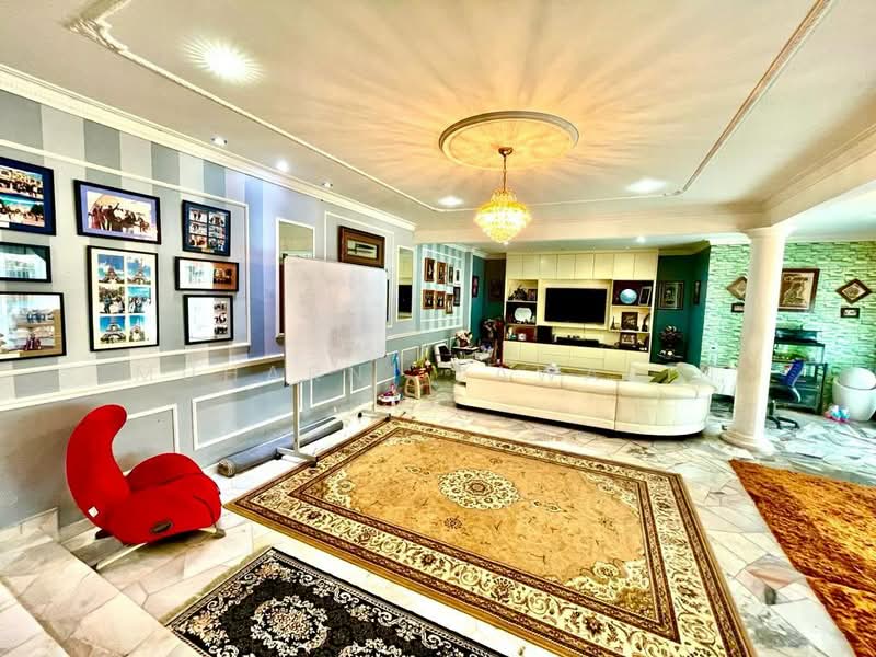 Seksyen 3 untuk Untuk Dijual - RM 1,600,000, Mac 2026 - Living Room - PropertyGuru.com.my