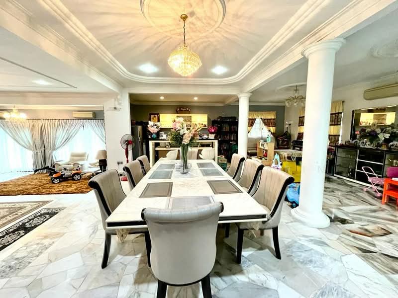 Seksyen 3 untuk Untuk Dijual - RM 1,600,000, Mac 2026 - Dining Room - PropertyGuru.com.my