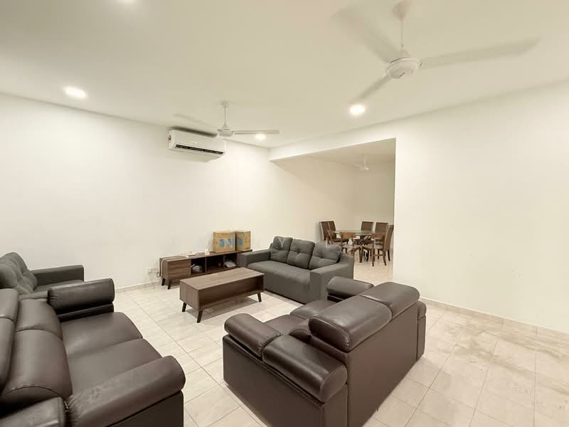 2-storey Terraced House for Rent in Bandar Bukit Tinggi 2 (Klang) - Fanny Lee - Living Room - PropertyGuru.com.my