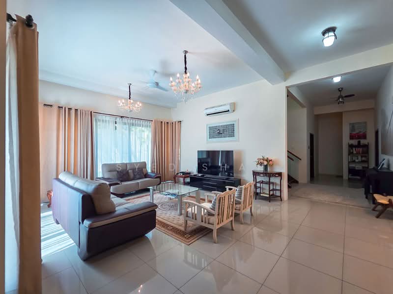 Rumah Banglo untuk Disewa di Bandar Seri Putra (Bangi) - Syed Shah - Living Room - PropertyGuru.com.my