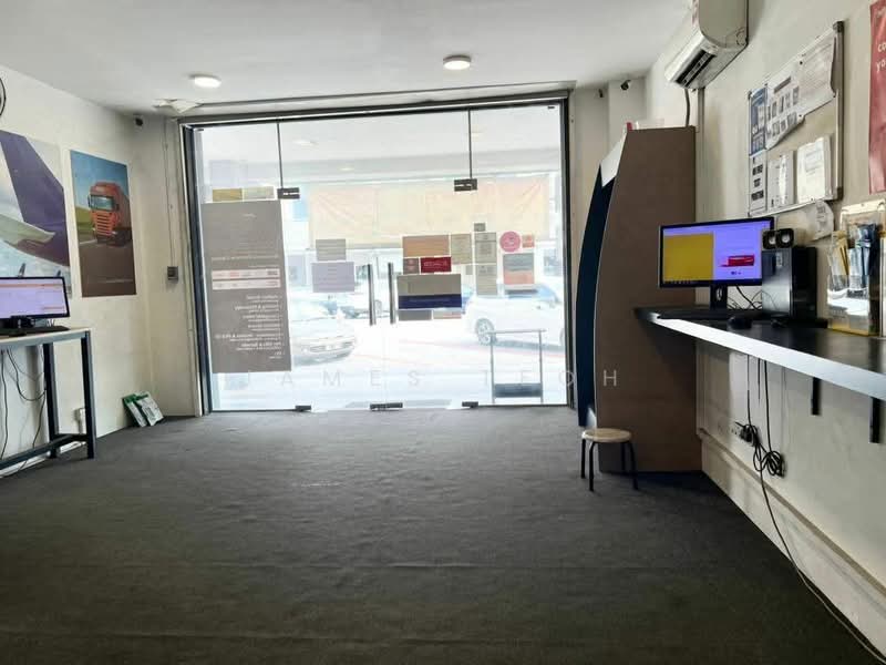 Shop for Rent in Bandar Bukit Raja (Klang) - James Teoh - Entrance - PropertyGuru.com.my