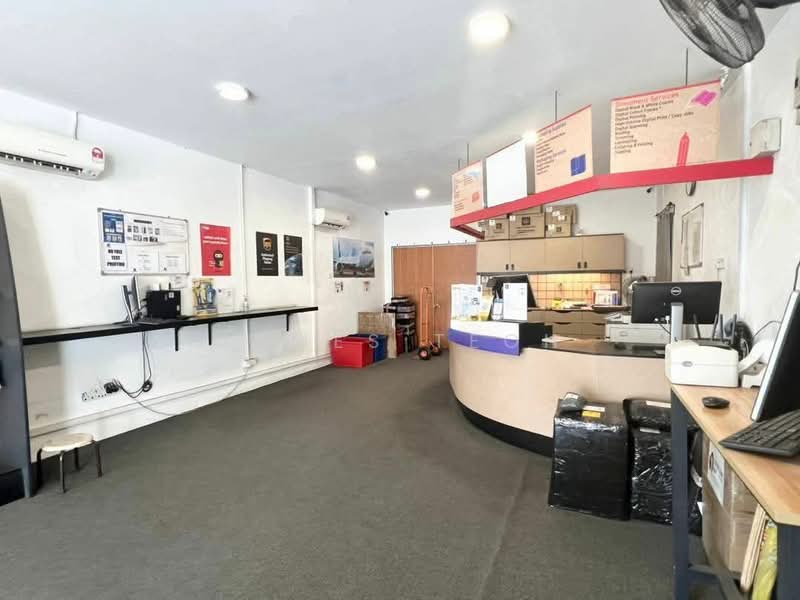 Shop for Rent in Bandar Bukit Raja (Klang) - James Teoh - Interior - PropertyGuru.com.my