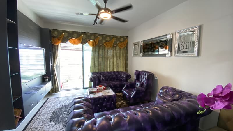 Zeva @ Equine South untuk Untuk Disewa - RM 1,700 /bulan, Mac 2026 - Living Room - PropertyGuru.com.my