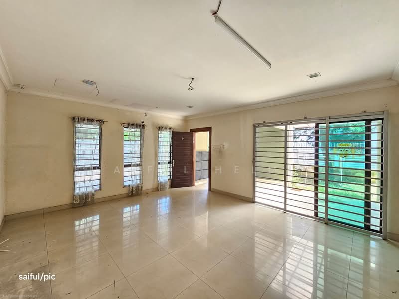 2-storey Terraced House for Sale in Putra Heights (Subang Jaya) - SAIFUL HELMI - Living Room - PropertyGuru.com.my