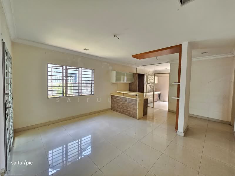 2-storey Terraced House for Sale in Putra Heights (Subang Jaya) - SAIFUL HELMI - Kitchen - PropertyGuru.com.my