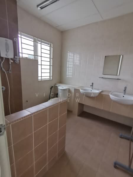 Townhouse for Sale in Kota Kemuning (Shah Alam) - Victoria Chew - Bathroom - PropertyGuru.com.my