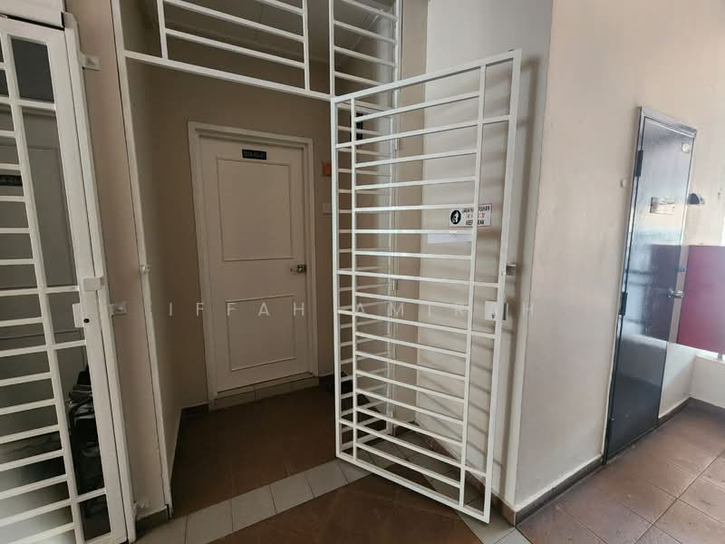 Condominium for Sale at Gardenville Townvilla - Iffah Amirah - Corridor - PropertyGuru.com.my