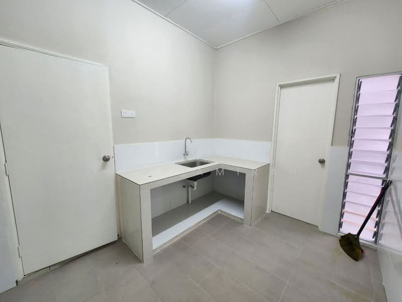 Condominium for Sale at Gardenville Townvilla - Iffah Amirah - Kitchen - PropertyGuru.com.my