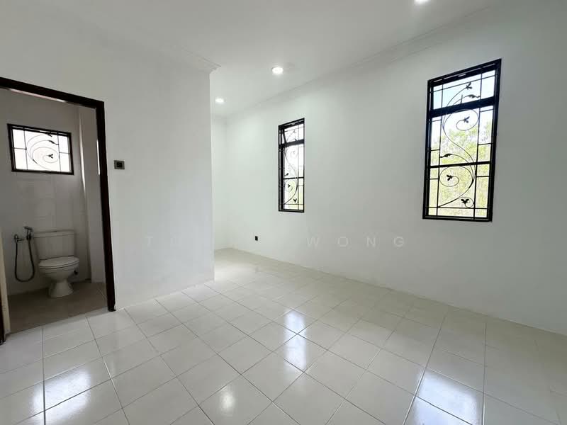 Bukit Sungai Long 3 untuk Untuk Dijual - RM 1,380,000, Mac 2026 - Bathroom - PropertyGuru.com.my