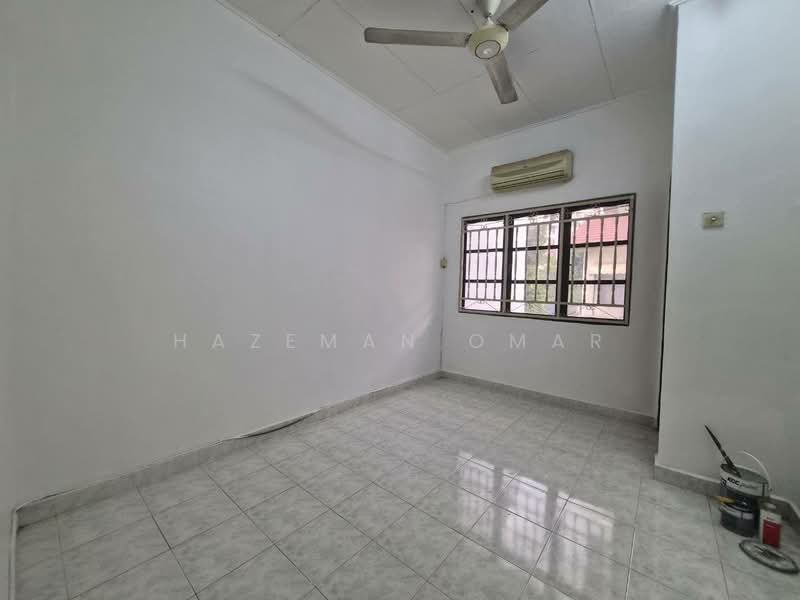 [22x70 - Newly Painted] 2-Storey Terrace Taman Desaria, PJS 5, Petaling Jaya untuk Untuk Dijual - RM 650,000, Mac 2026 - Interior - PropertyGuru.com.my