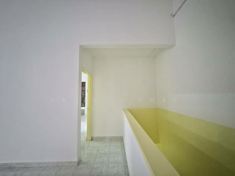 [22x70 - Newly Painted] 2-Storey Terrace Taman Desaria, PJS 5, Petaling Jaya untuk Untuk Dijual - RM 650,000, Mac 2026 - Interior - PropertyGuru.com.my