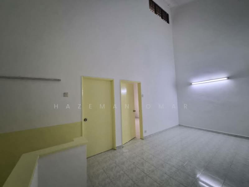 [22x70 - Newly Painted] 2-Storey Terrace Taman Desaria, PJS 5, Petaling Jaya untuk Untuk Dijual - RM 650,000, Mac 2026 - Interior - PropertyGuru.com.my