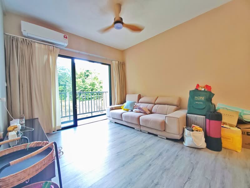 Condominium for Rent at TRI PINNACLE - Sunny Lai - Living Room - PropertyGuru.com.my