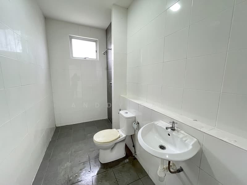 2-storey Terraced House for Rent in Kota Kemuning (Shah Alam) - Anddy Gan - Bathroom - PropertyGuru.com.my
