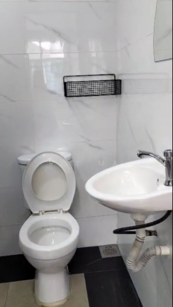 3-storey Terraced House for Rent in Segambut (Kuala Lumpur) - Roy Ma - Bathroom - PropertyGuru.com.my