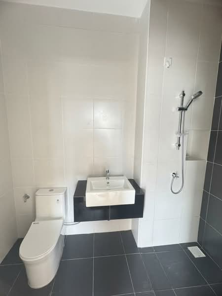 Eco Botanic 3 @ The Commune untuk Untuk Dijual - RM 1,380,000, Mac 2026 - Bathroom - PropertyGuru.com.my