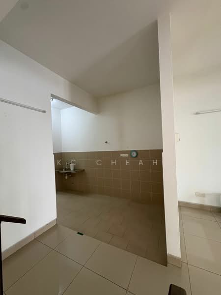 Elmina Garden Garinia untuk Untuk Disewa - RM 2,330 /bulan, Apr 2026 - Kitchen - PropertyGuru.com.my