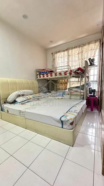 Condominium for Sale at Putra Place Condominium - Stephanie Lim - Bedroom - PropertyGuru.com.my