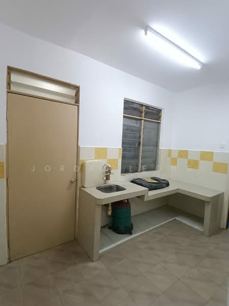 Apartment for Rent at Mentari Court - Jordan Leong - Kitchen - PropertyGuru.com.my