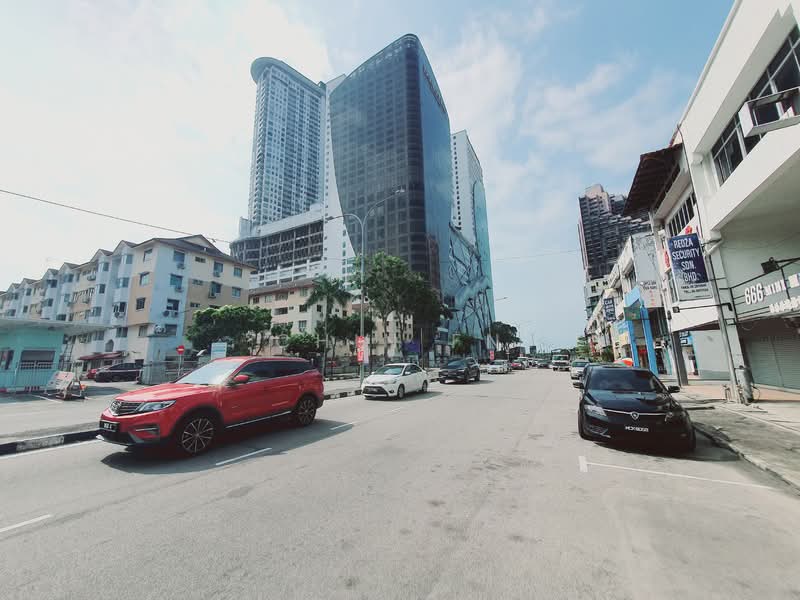 Shop for Rent in Taman Melaka Raya (Melaka City) - CHIN FN - Exterior - PropertyGuru.com.my