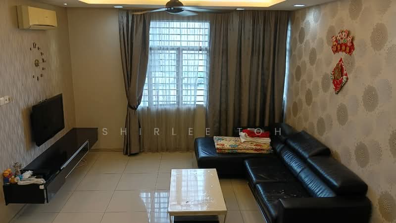 Townhouse for Sale in Bandar Bukit Puchong 2 (Puchong) - Shirlee Toh - Living Room - PropertyGuru.com.my