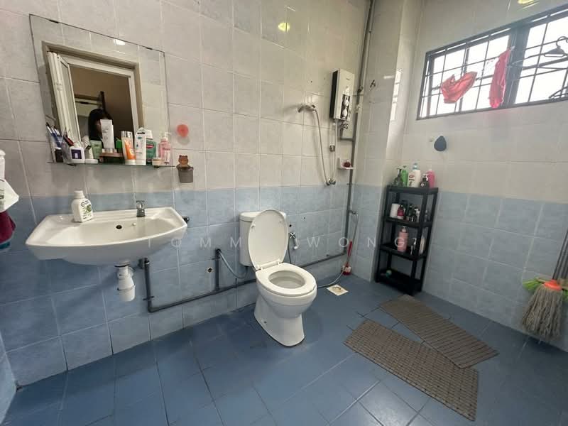 Semi-Detached House for Sale in Shah Alam (Selangor) - Tommy Wong - Bathroom - PropertyGuru.com.my