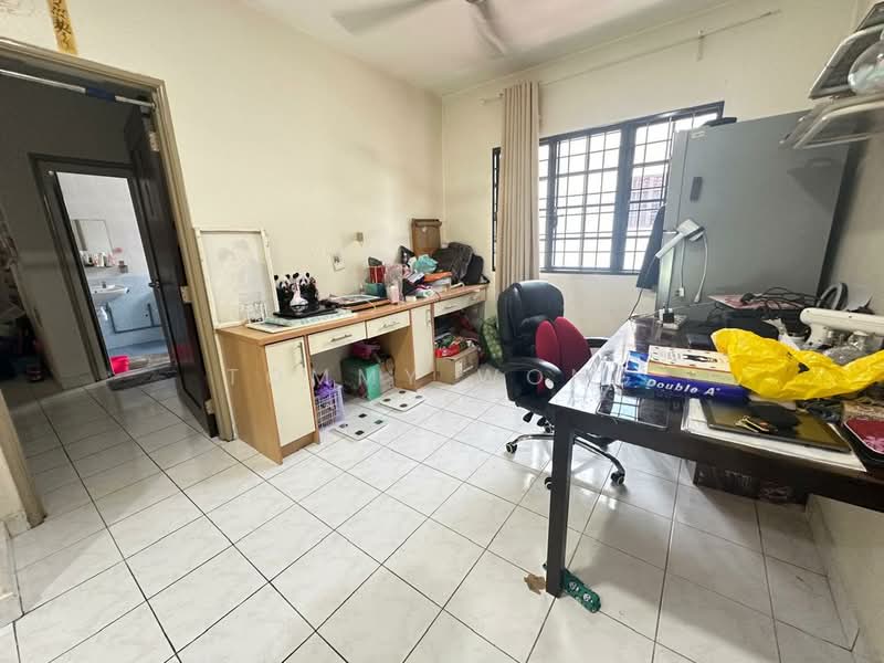 Semi-Detached House for Sale in Shah Alam (Selangor) - Tommy Wong - Study - PropertyGuru.com.my