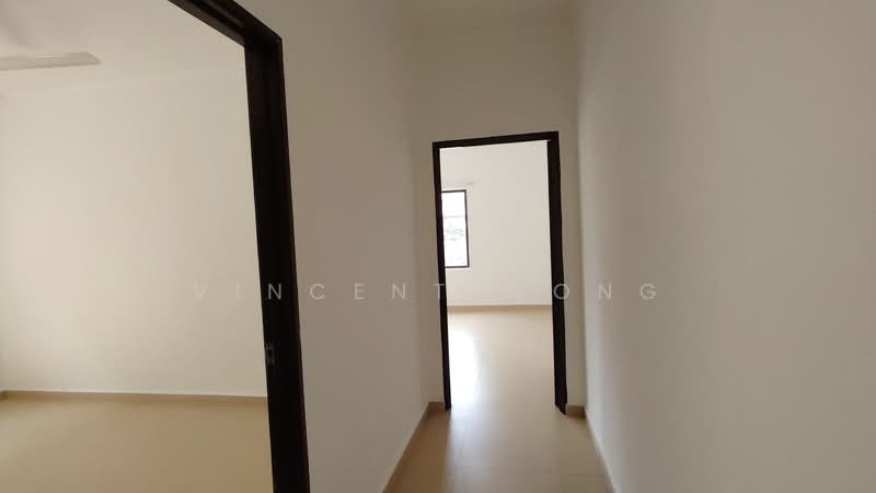 Shop / Office for Rent in Selayang (Batu Caves) - Vincent wong - Corridor - PropertyGuru.com.my