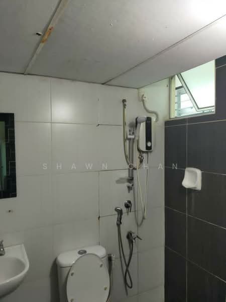 Apartment for Sale at The Pines Residence - Shawn Chan - Bathroom - PropertyGuru.com.my