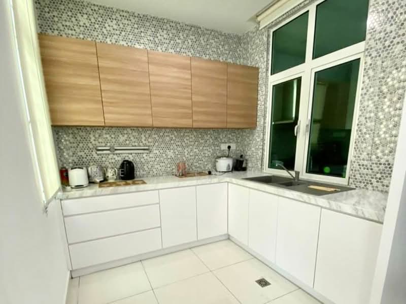 Kondominium untuk Disewa di Gurney Paragon - Ertmen Ho - Kitchen - PropertyGuru.com.my