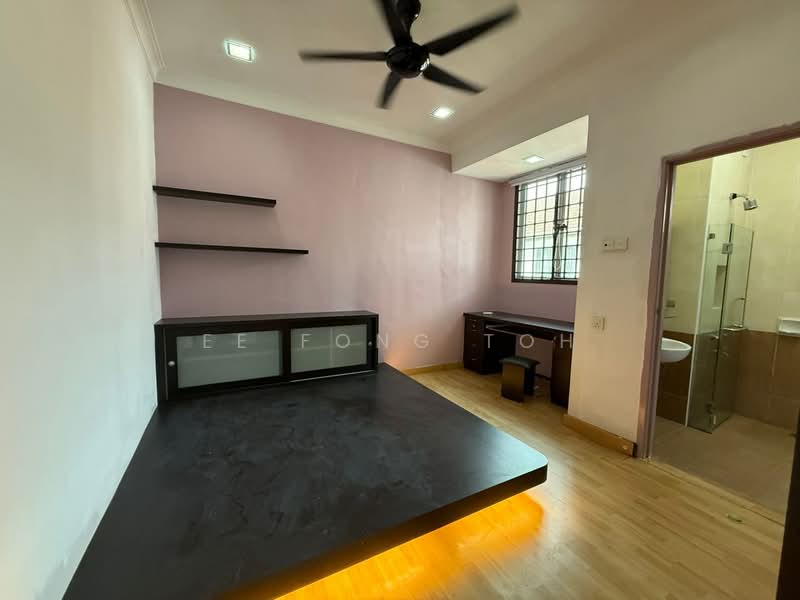 Link Bungalow for Sale in Taman Mount Austin (Tebrau) - Ee Fong Toh - Bedroom - PropertyGuru.com.my