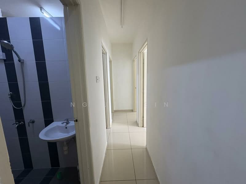 Apartment for Rent at Desa Permata Pearl Block 9 - Ng Jit Sin - Corridor - PropertyGuru.com.my