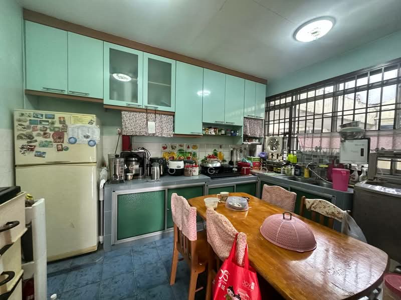 Apartment for Sale at Sri Kenari Apartment - Ee Fong Toh - Kitchen - PropertyGuru.com.my
