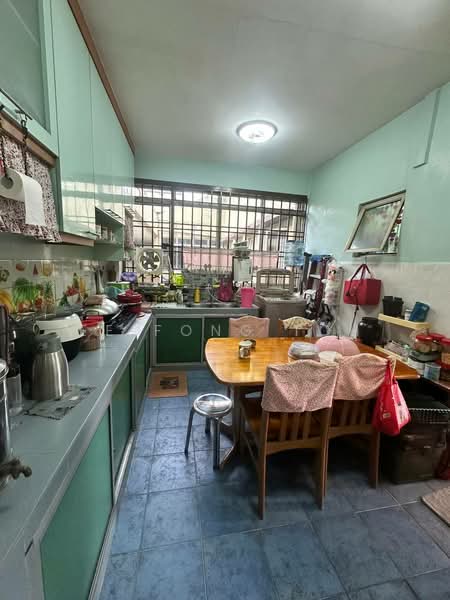 Apartment for Sale at Sri Kenari Apartment - Ee Fong Toh - Kitchen - PropertyGuru.com.my