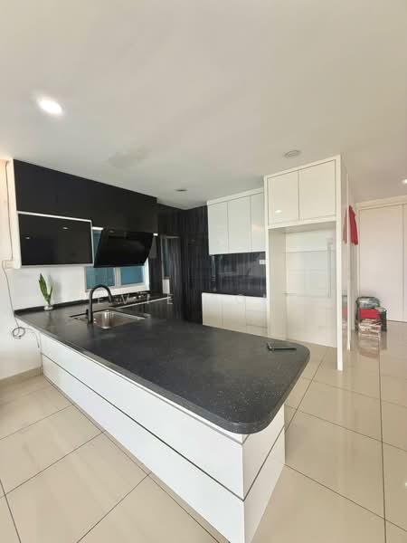 Service Residence for Sale at D'Ambience Residences (Pangsapuri Ikatan Flora) - Evie Song - Kitchen - PropertyGuru.com.my