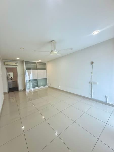 Service Residence for Sale at D'Ambience Residences (Pangsapuri Ikatan Flora) - Evie Song - Interior - PropertyGuru.com.my