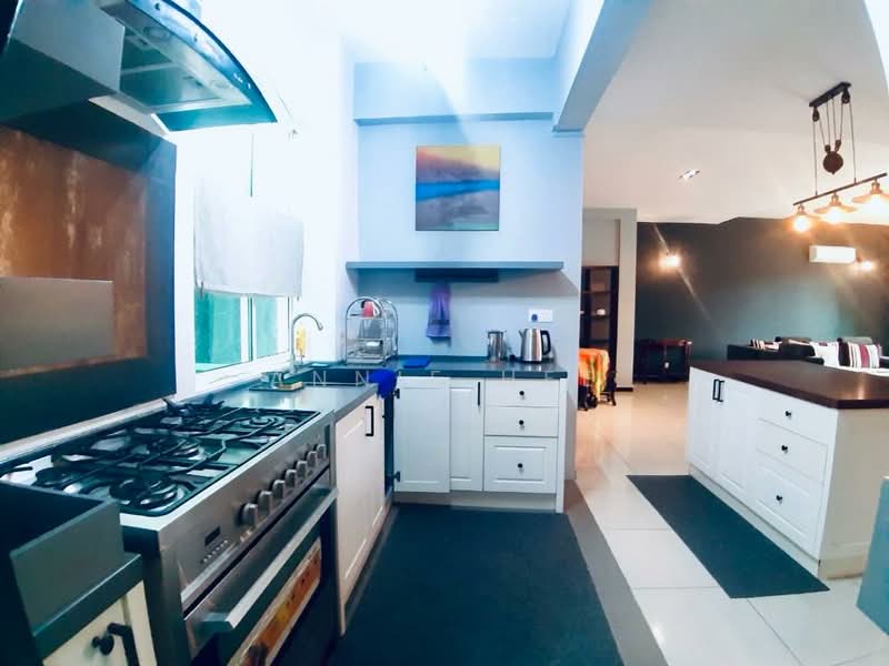 Condominium for Sale at Seri Manis - Annie Hee - Kitchen - PropertyGuru.com.my