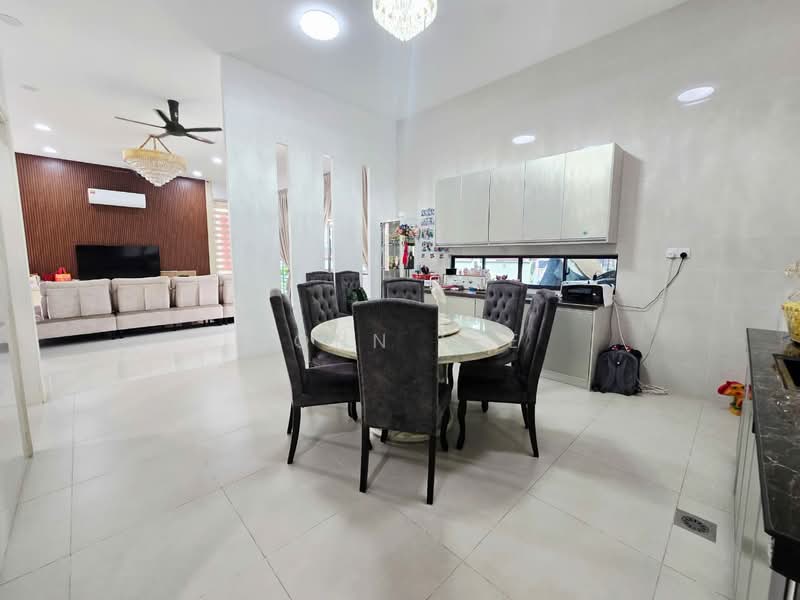 Semi-Detached House for Sale in Bandar Kinrara Seksyen 8 (Bandar Kinrara) - John Lee - Living Room - PropertyGuru.com.my