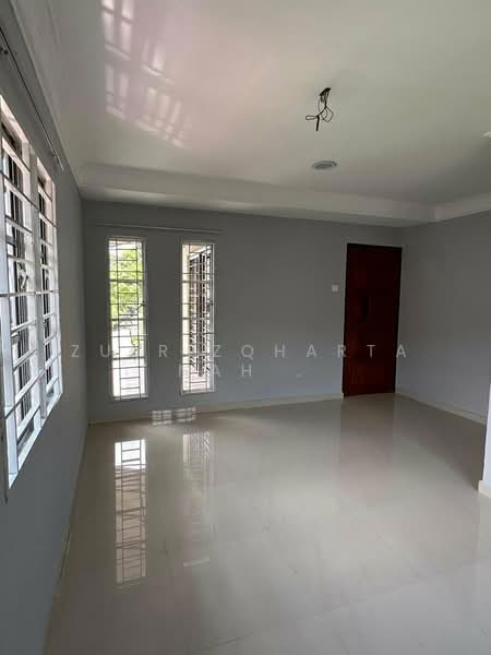 2-storey Terraced House for Sale in Bandar Bukit Beruntung (Bukit Beruntung) - Zulrizqhartanah . - Interior - PropertyGuru.com.my