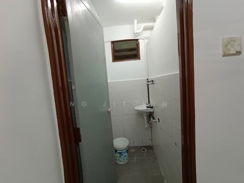 Idaman Melur untuk Untuk Disewa - RM 1,000 /bulan, Mac 2026 - Bathroom - PropertyGuru.com.my