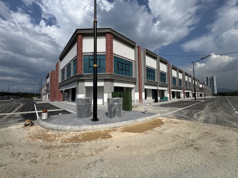 Village Square untuk Untuk Disewa - RM 19,800 /bulan, Mac 2026 - PropertyGuru.com.my