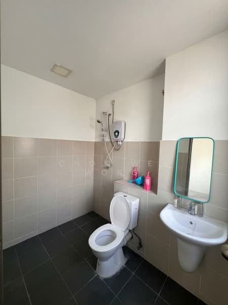 2-storey Terraced House for Sale in Bandar Kinrara (Selangor) - Choo Wei Wong - Bathroom - PropertyGuru.com.my