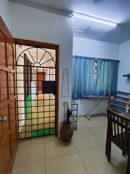 Glen Court (Block C & D) untuk Untuk Disewa - RM 900 /bulan, Mac 2026 - Entrance - PropertyGuru.com.my